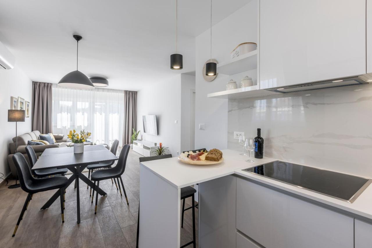 Domus Mea Apartment Сплит Экстерьер фото